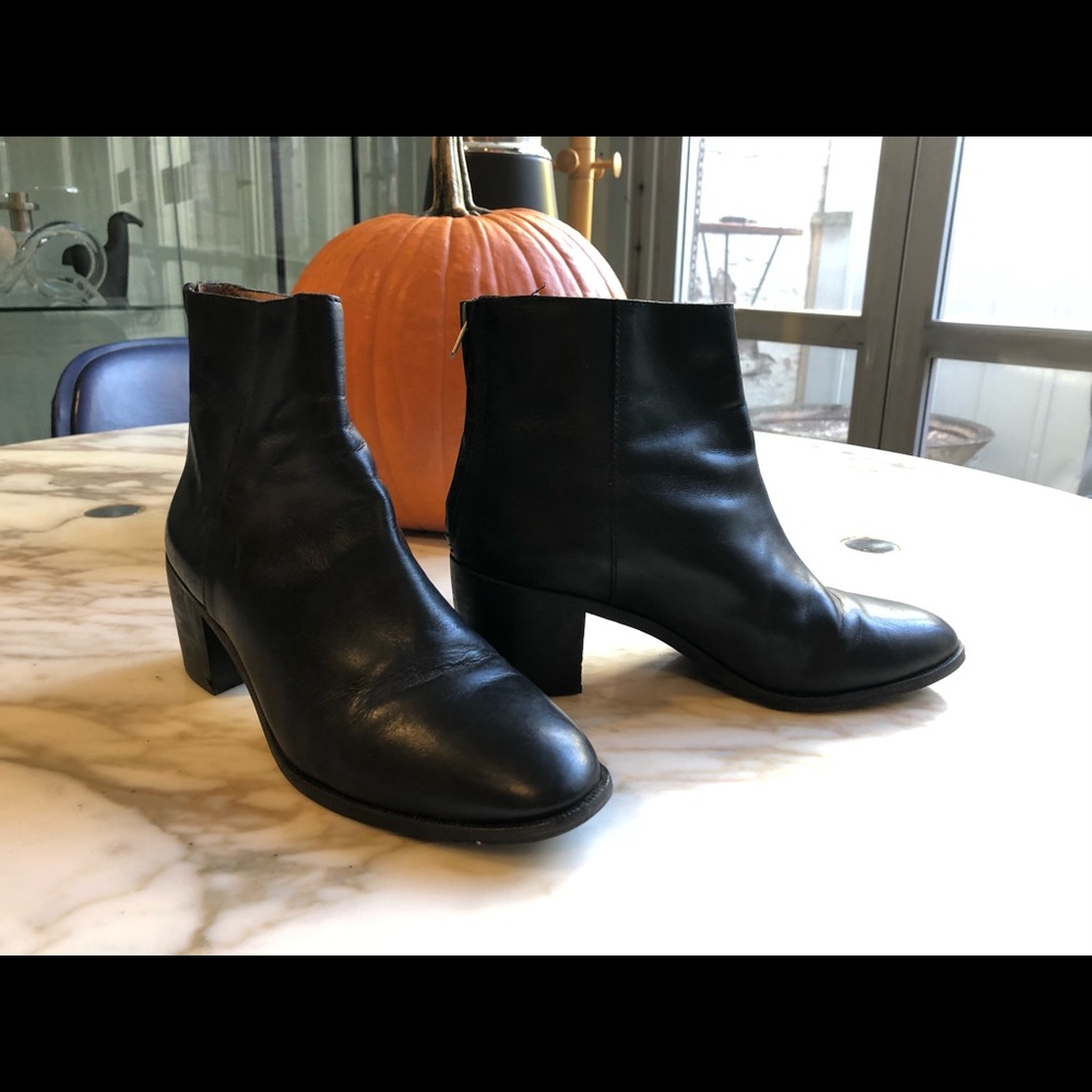 Madewell the Pauline bootie 9H MOD!